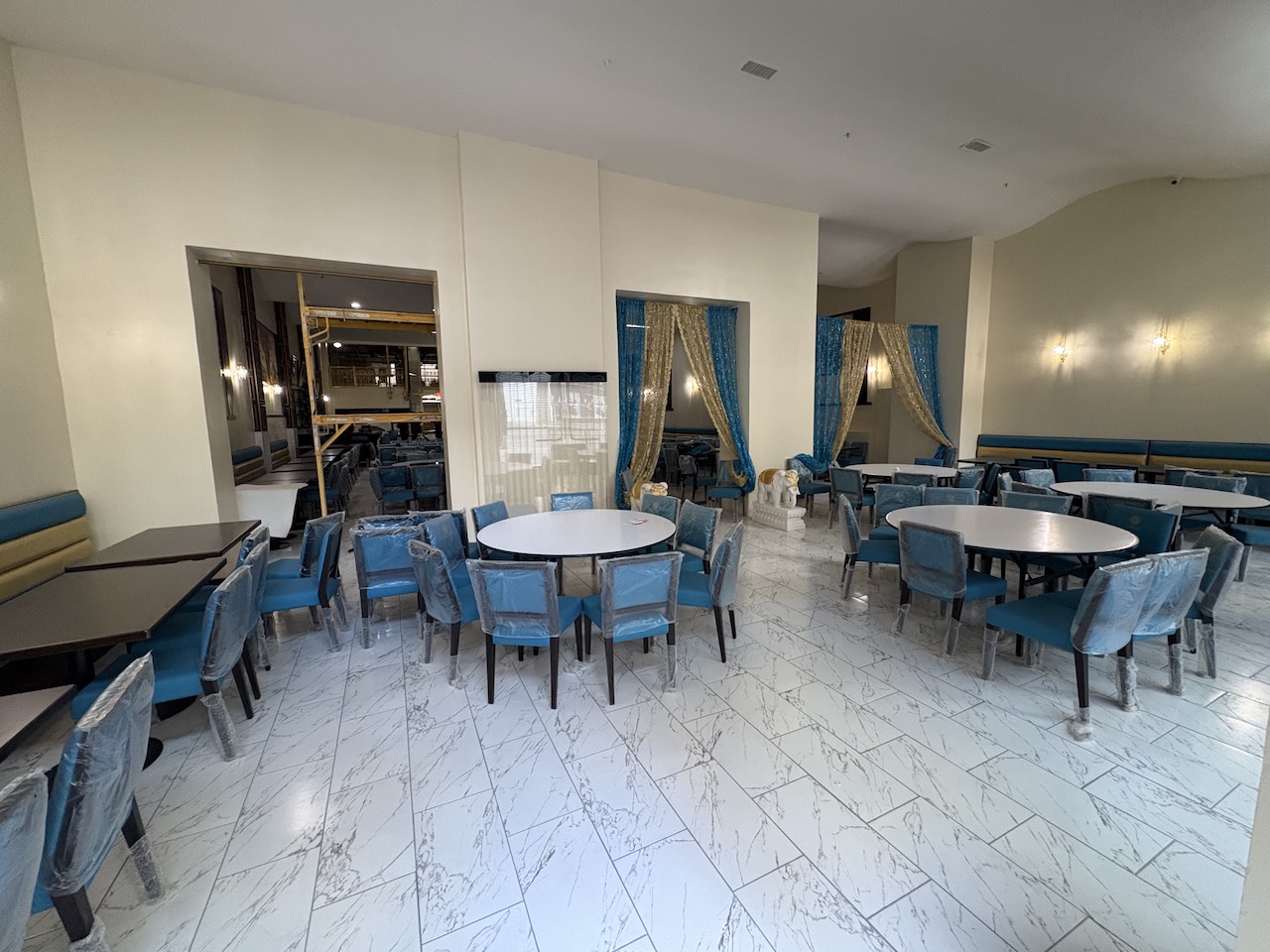 750 S Broadway Closed