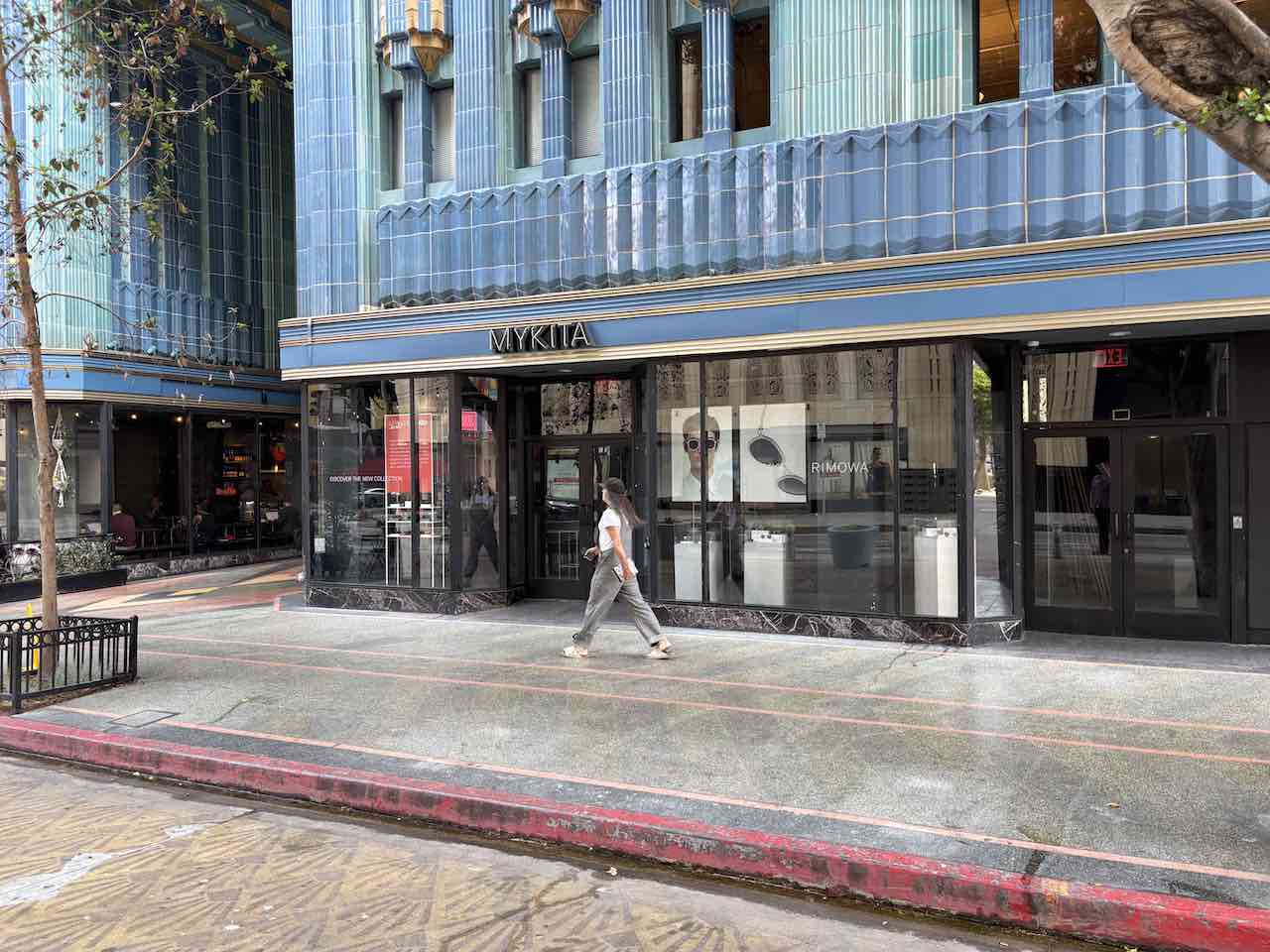 847 S Broadway retail corner frontage